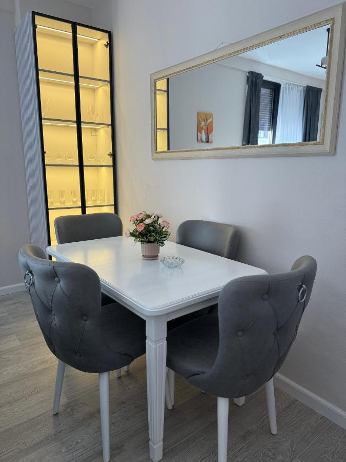 Sc Tirana Centre Apartment Zewnętrze zdjęcie